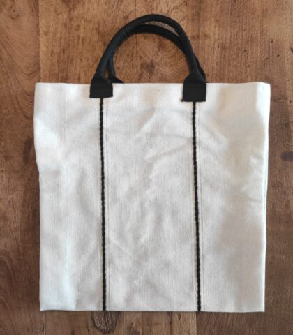 Tote met stevige handvatten